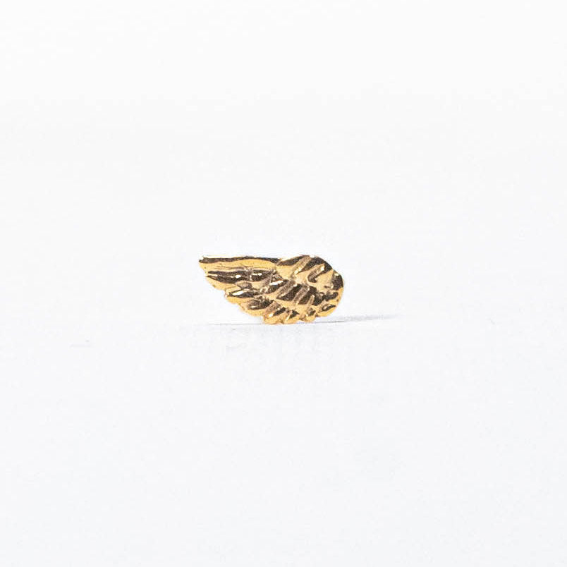 Arete ala derecha oro amarillo 14 K