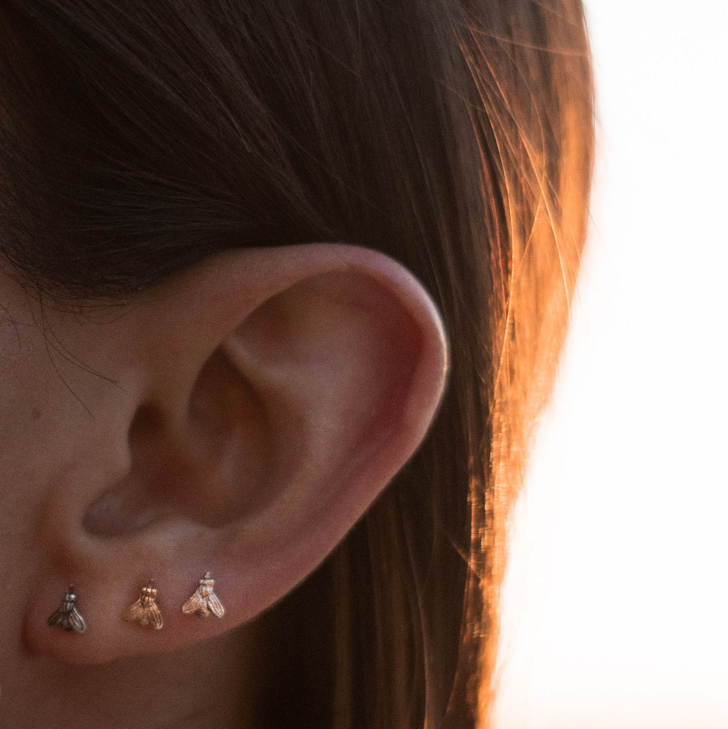 Arete ponte mosca oro amarillo 14 K